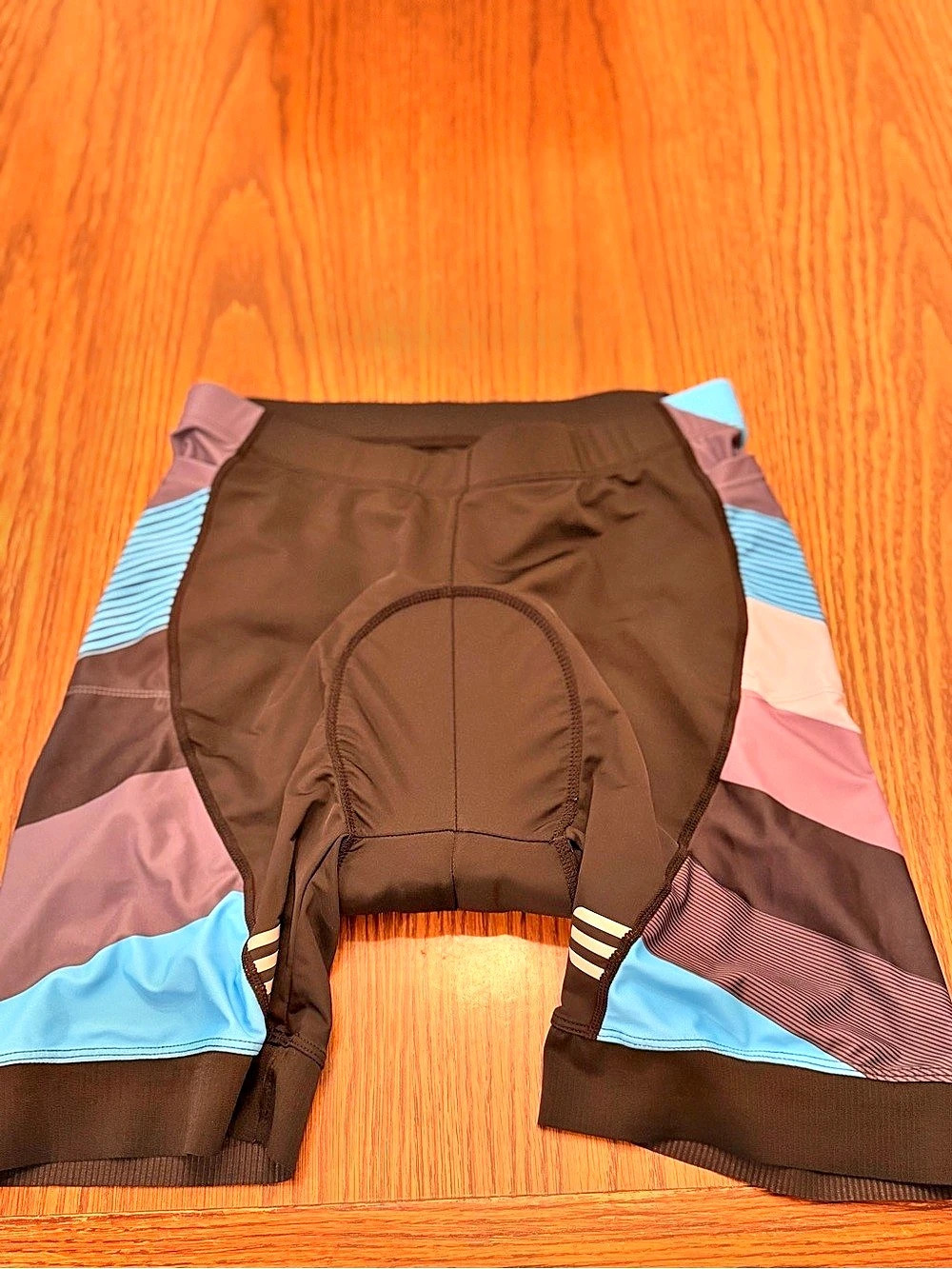 Sportneer women’s  Padded Cycling Shorts large Like New